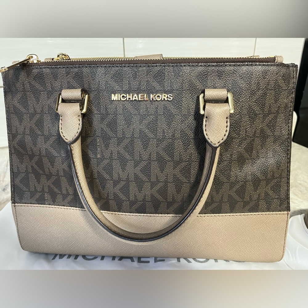 Michael Kors Tote/Handbag